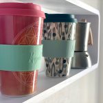 stylische Coffee-to-Go Becher aus Porzellan für Zuhause oder das Büro